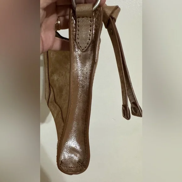 Frye Melissa Zip Crossbody in a Metallic Leather - Picture 8 of 16